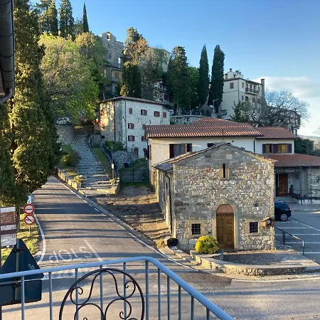 La Pecora E L Agnello