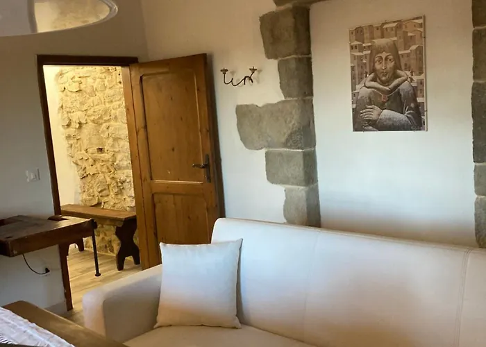 La Pecora E L Agnello Alojamento de Acomodação e Pequeno-almoço Caprese Michelangelo